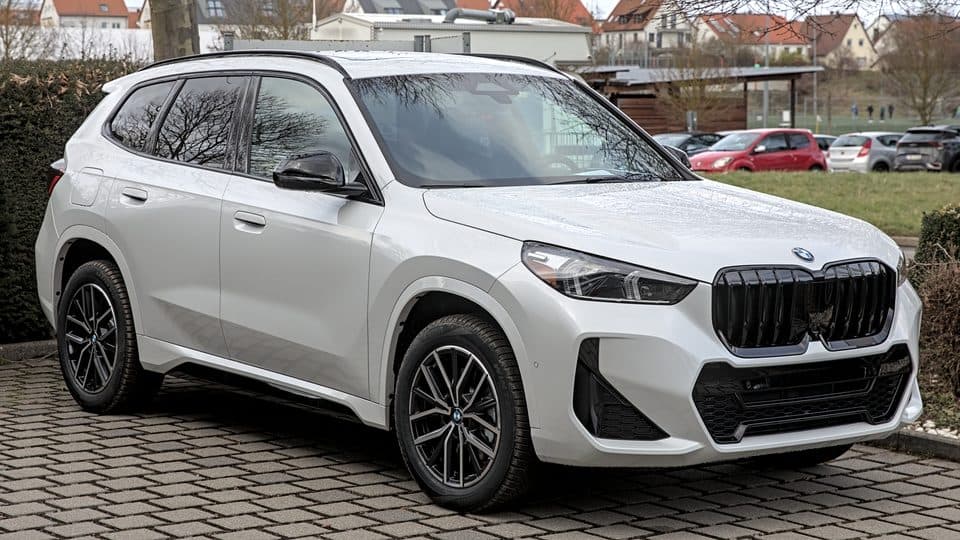 Foto de referência: BMW X1